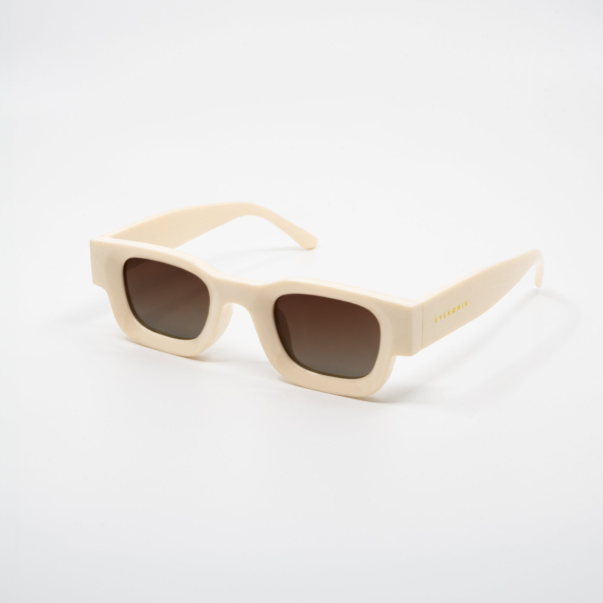 SEMBO | Creme